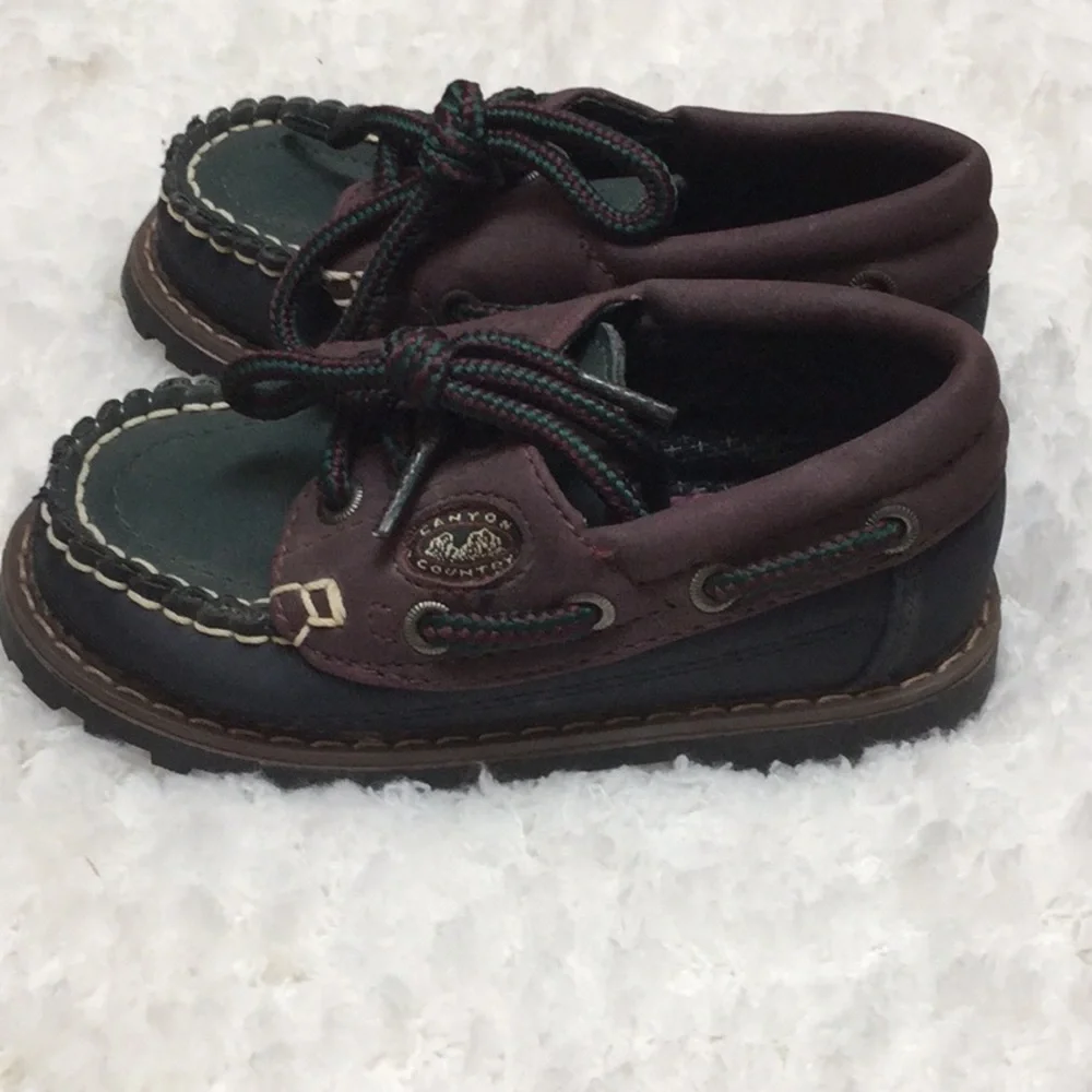 toddler brown/blue lace up boat shoes 5 1/2